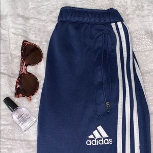 Original Adidas Trackpants - skinny leg